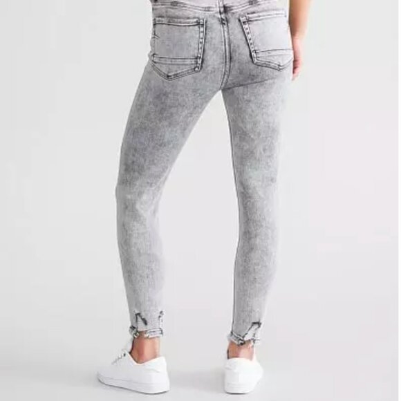 BKE New Parker Universal Fit High Rise Ankle Skinny Distressed Jeans size 33x27 - Picture 12 of 12